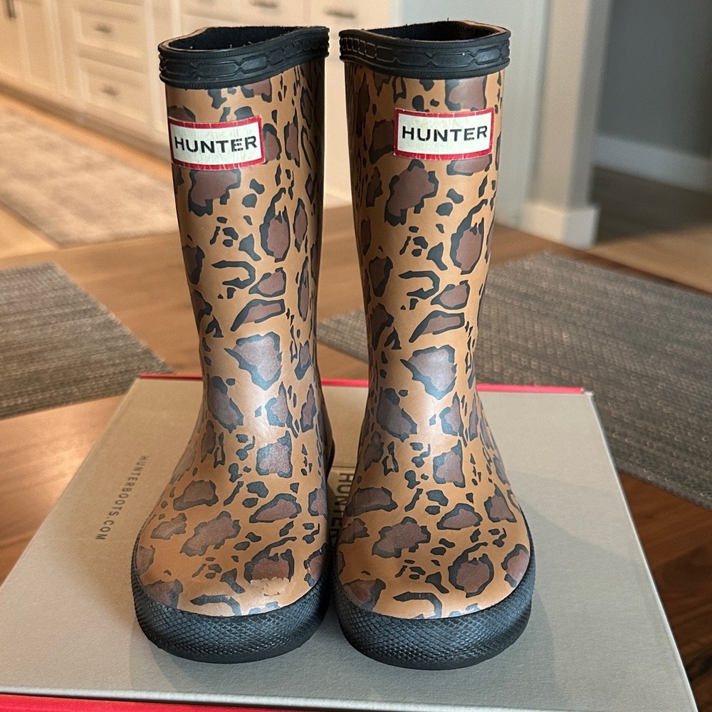 Hunter Tan and Black Leopard Pattern Boots